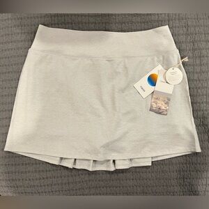 Vuori Women's Salt Heather Dream Knit Skort